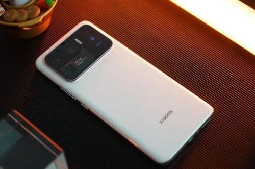 小米12 ultra 最新爆料,旗舰性能再升级，全新爆料揭秘神秘面纱